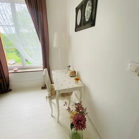 Nocleg ze śniadaniem Au Beau Sejour 3*