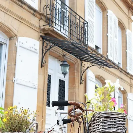 Nocleg ze śniadaniem Au Beau Sejour 3*