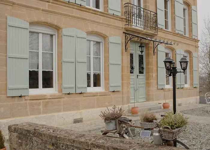 Au Beau Sejour Bed & Breakfast